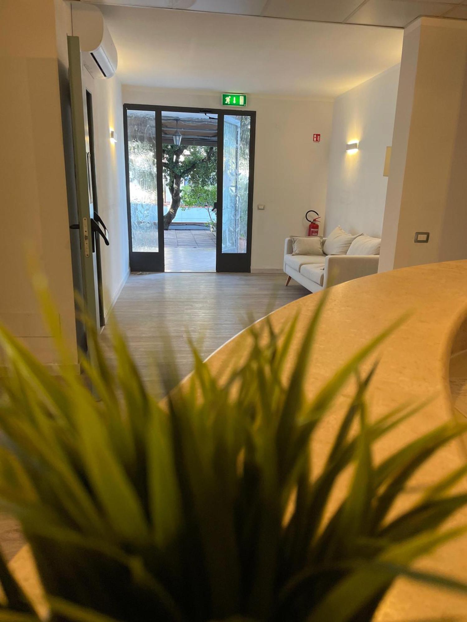 Hotel L'Etrusco - San Vincenzo Eksteriør billede